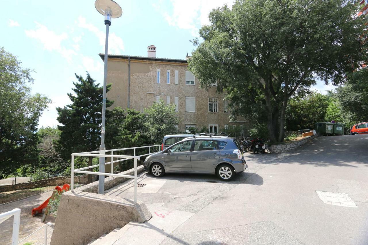 Apartment Krimeja Rijeka Extérieur photo